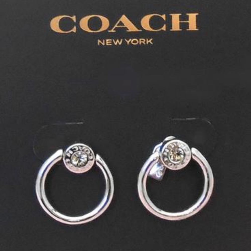 🌸 NWT Coach Open Circle Halo Earrings  with CZ Stud in Silver Tone.💝